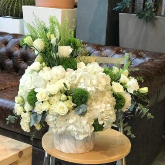 White Pearlby Flowers With Love