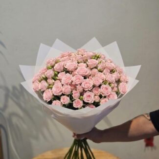 15 Pink Baby Roses Bouquet