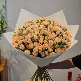 20 Peach Baby Roses Bouquet